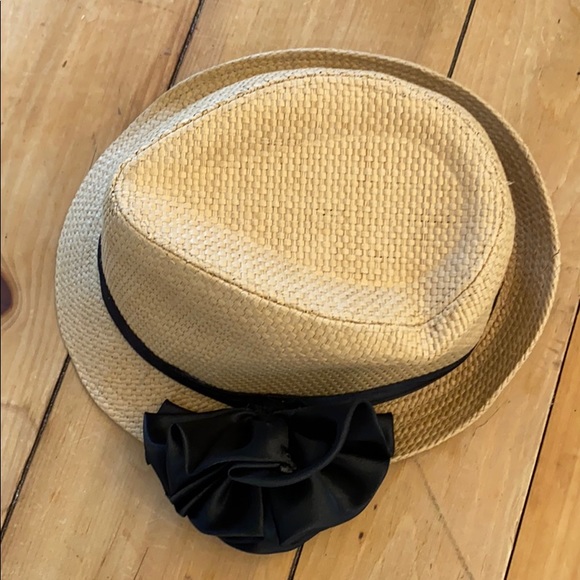 Pugs Gear Straw Fedora with Black Band & Bow - Picture 4 of 8